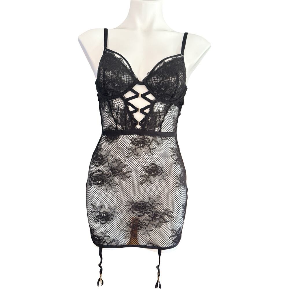 Victoria's Secret Black Lace Fishnet Corset Chemise Garter Lace Up Back Size M - Picture 1 of 14